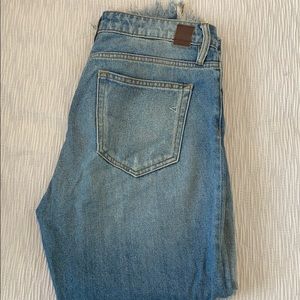 Hidden crop jeans